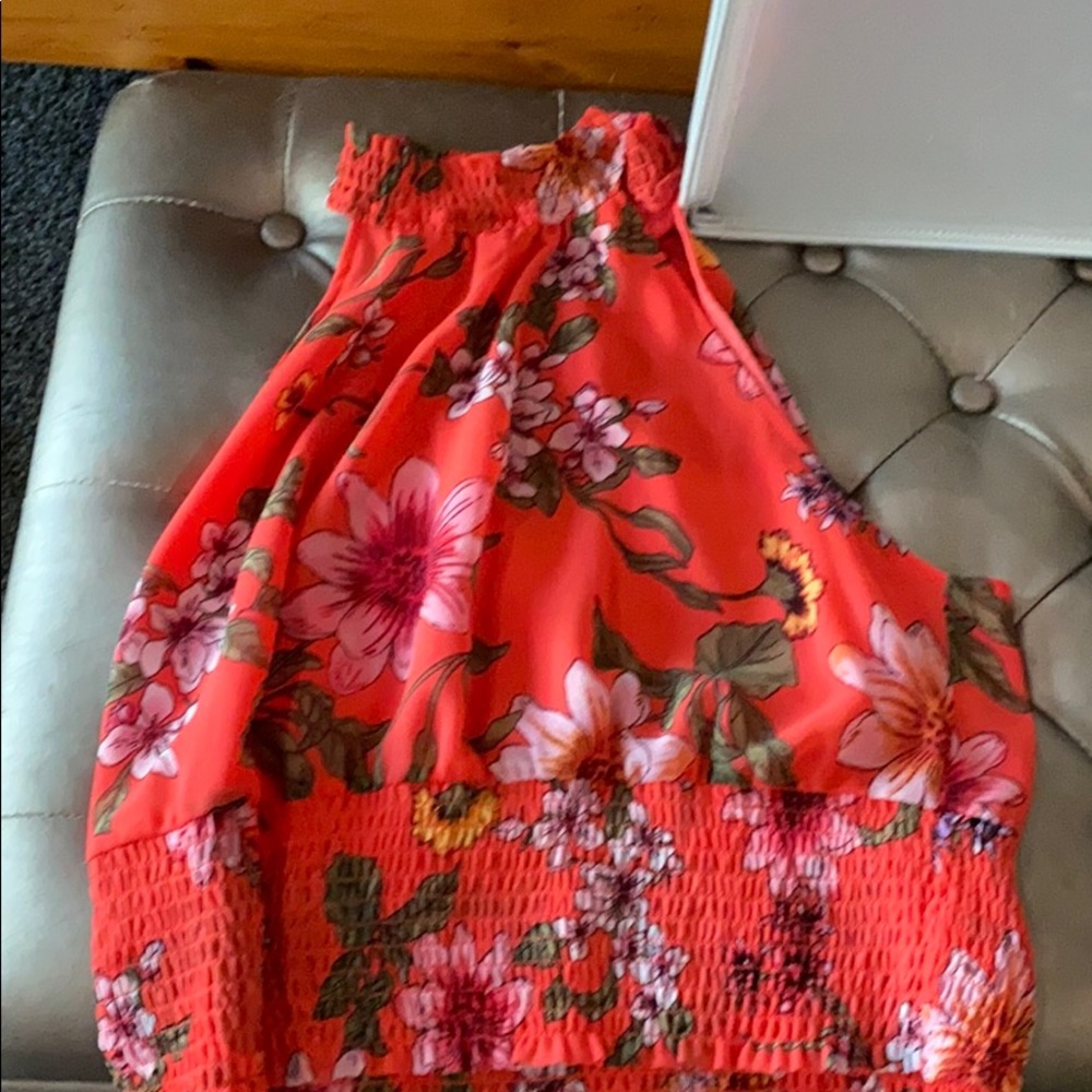 Sleeveless top